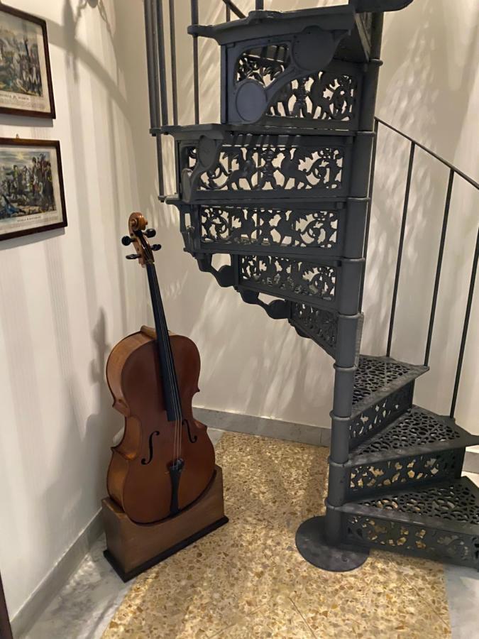 Dimora Donna Elena Bed & Breakfast Naples Exterior photo